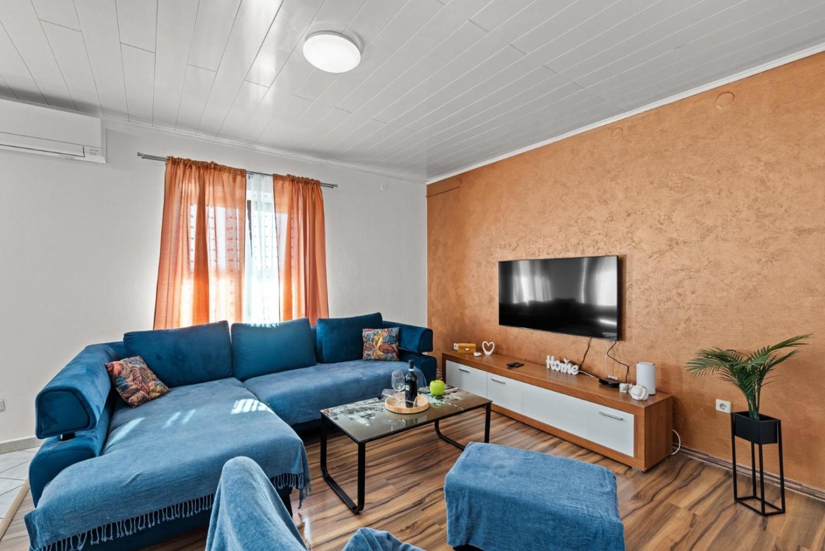 Sea View Apartments With Shared Pool โปแมร์ ภายนอก รูปภาพ